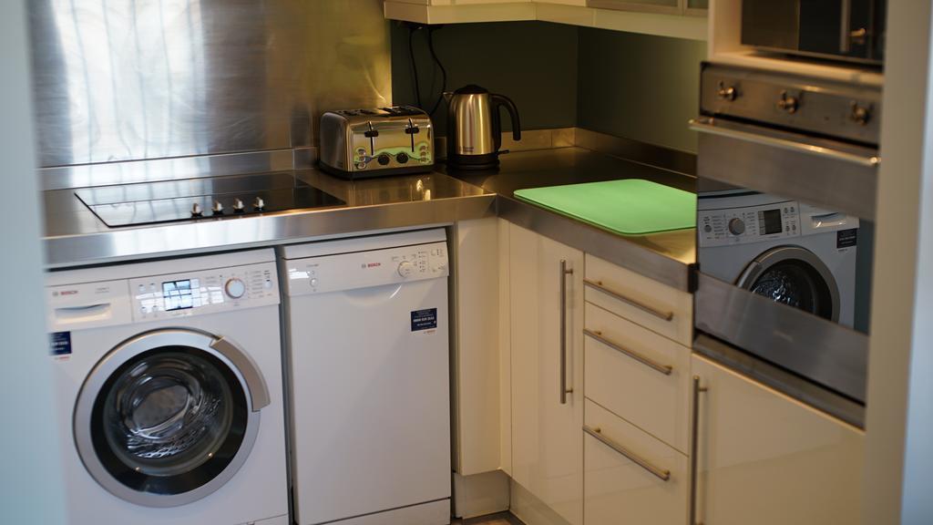 Seagull Lane Serviced Apartment London Bagian luar foto