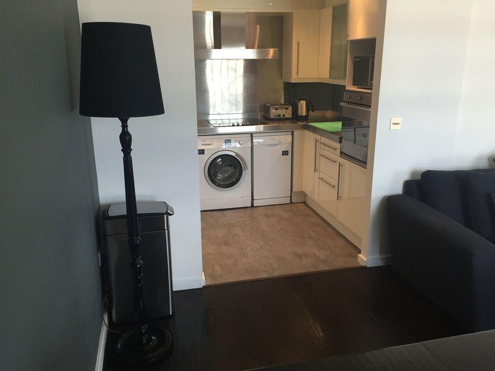 Seagull Lane Serviced Apartment London Bagian luar foto