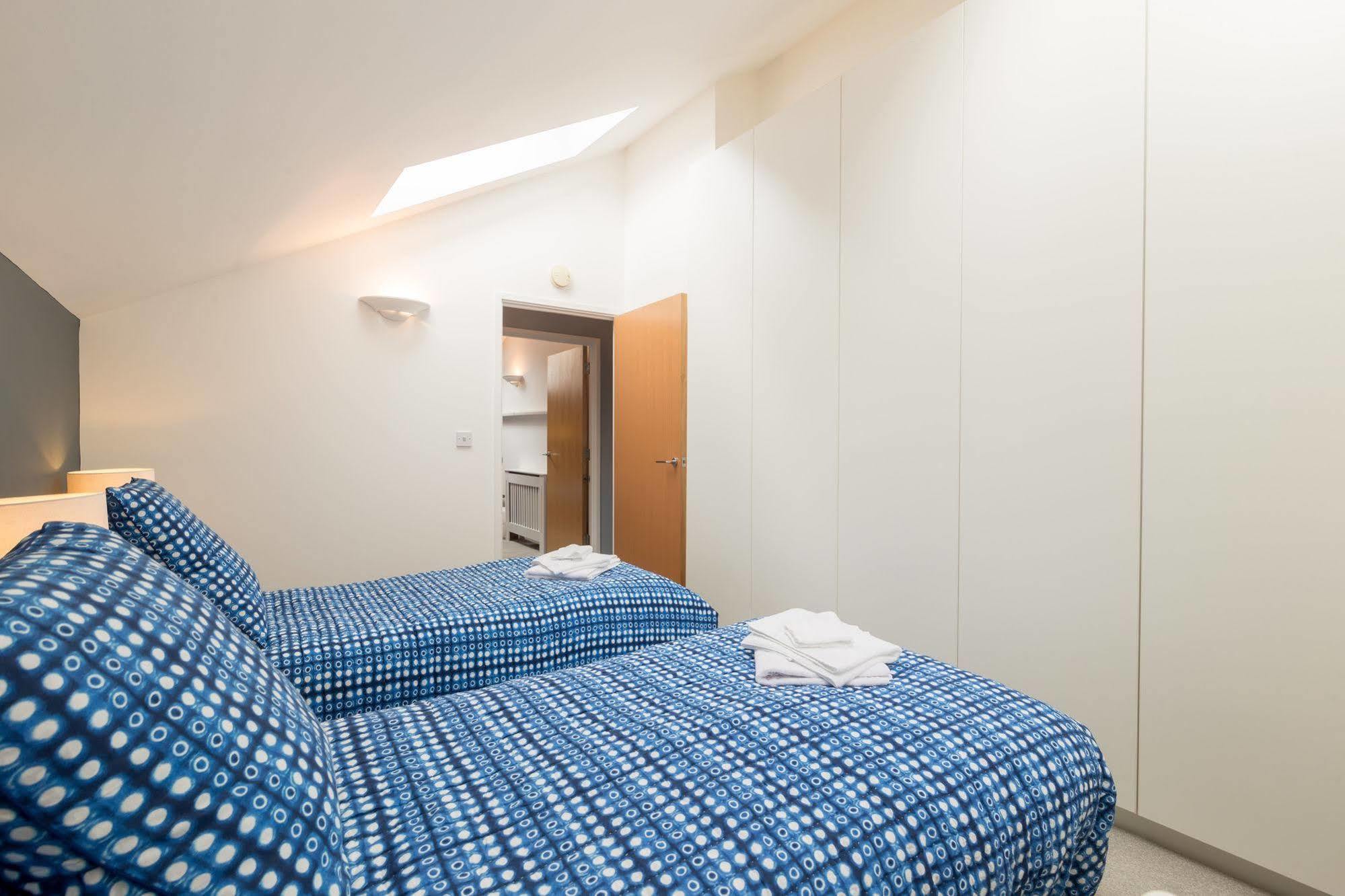 Seagull Lane Serviced Apartment London Bagian luar foto