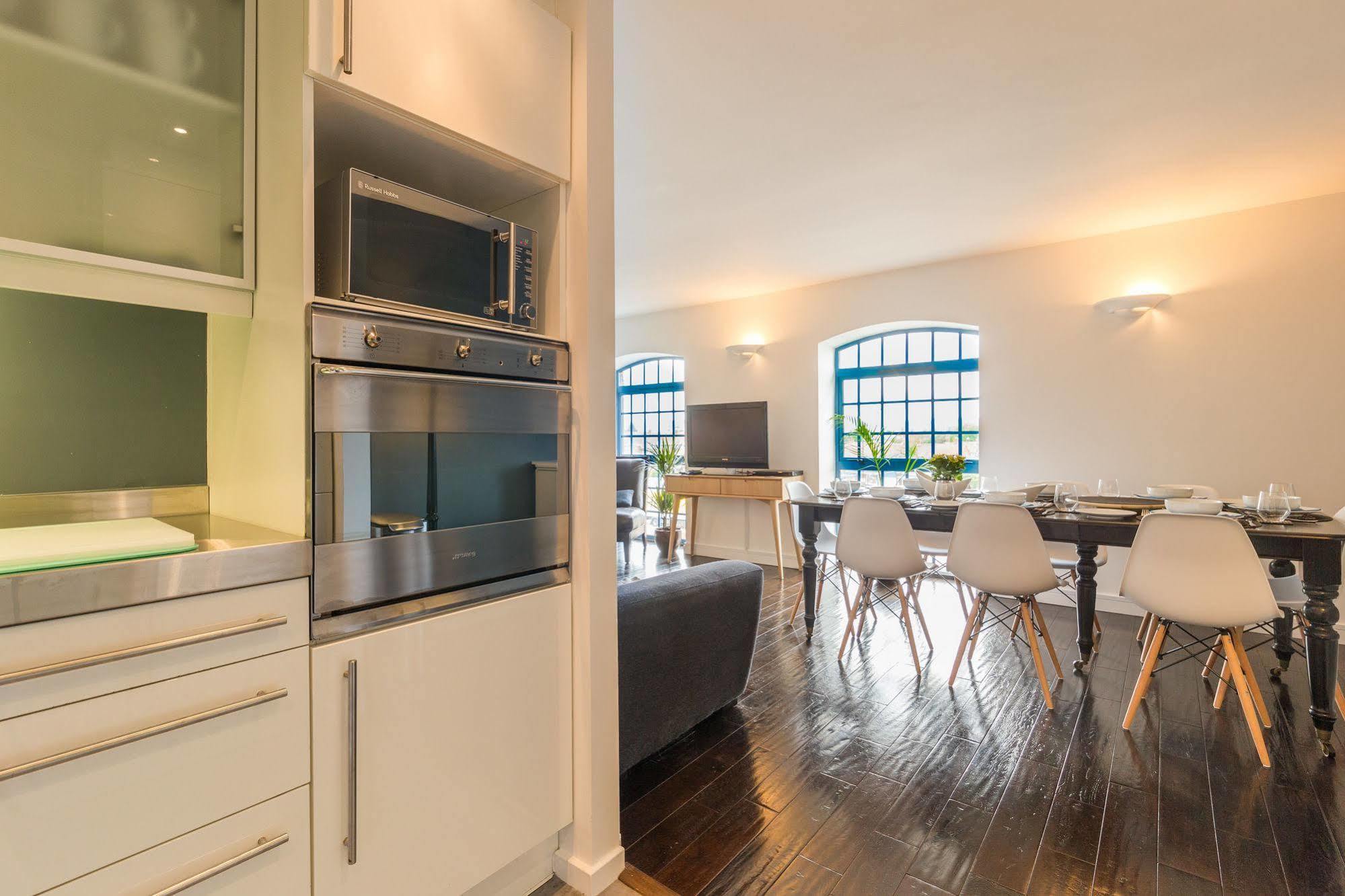 Seagull Lane Serviced Apartment London Bagian luar foto